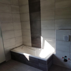MUR BAIGNOIRE.jpg